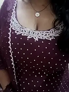 Anamika Kapoor online show from January 5, 11:01 pm
