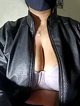 Anamika Kapoor online show from February 3, 11:58 pm
