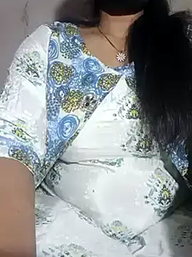 Anamika Kapoor online show from February 20, 9:31 pm
