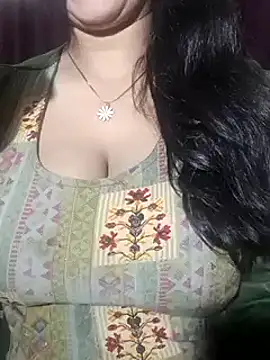Anamika Kapoor online show from February 22, 7:47 pm