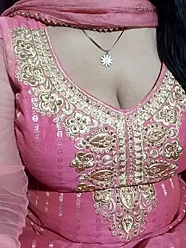 Anamika Kapoor online show from March 12, 7:28 pm