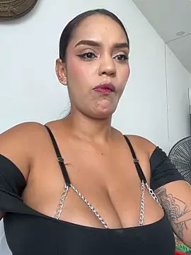 Sara-77 online show from May 29, 8:40 pm