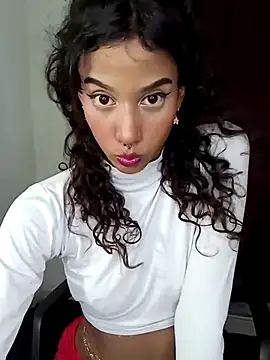 Snapshot of Chelsea__2 chatting on December 1, 10:21 pm Chelsea 2 online show from December 1, 10:21 pm