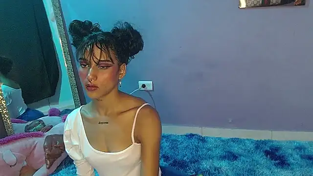 Snapshot of Chelsea__2 chatting on January 23, 3:54 pm Chelsea 2 online show from January 23, 3:54 pm