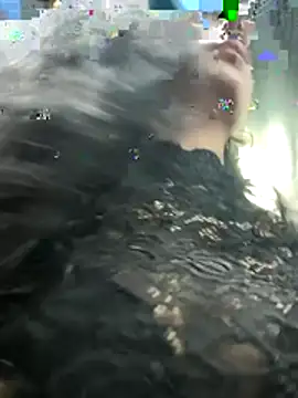 Lila Desiree online show from October 14, 10:10 pm