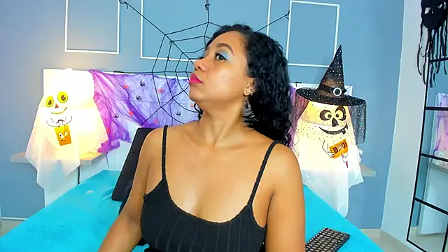 Kamila-Kane online show from October 25, 10:59 pm