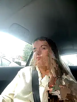 maisiesmithx online show from October 3, 11:07 am