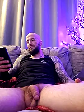 Beardedtattood online show from January 12, 2:24 am