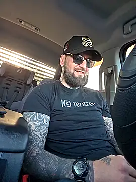 Beardedtattood online show from October 24, 12:34 pm