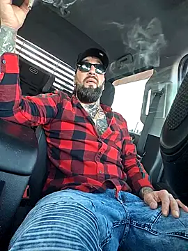 Beardedtattood online show from November 8, 12:27 pm