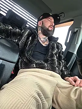 Beardedtattood online show from March 8, 1:26 pm