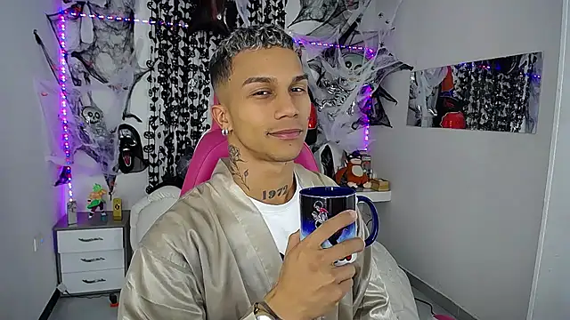 Leonard Price online show from October 14, 1:28 am