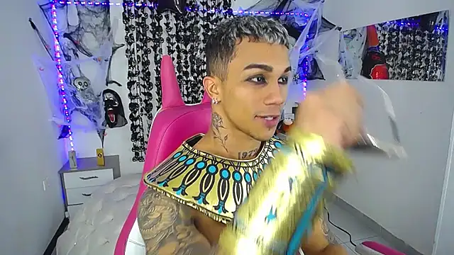 Leonard Price online show from October 26, 1:39 pm