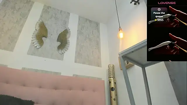 Snapshot of zhamira_21 chatting on February 19, 8:38 pm zhamira 21 online show from February 19, 8:38 pm