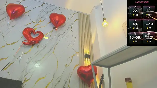 Snapshot of zhamira_21 chatting on February 20, 8:42 pm zhamira 21 online show from February 20, 8:42 pm