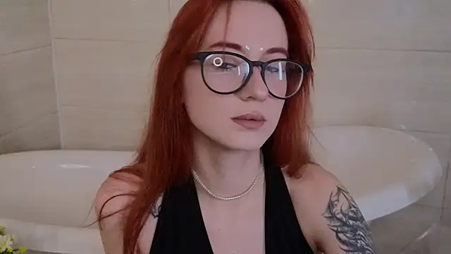 Dark Lola  online show from October 7, 1:36 am