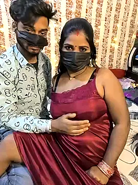 Snapshot of Indian_Lust_Couple chatting on December 16, 5:54 pm Indian Lust Couple online show from December 16, 5:54 pm