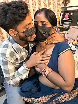 Snapshot of Indian_Lust_Couple chatting on December 17, 6:20 pm Indian Lust Couple online show from December 17, 6:20 pm
