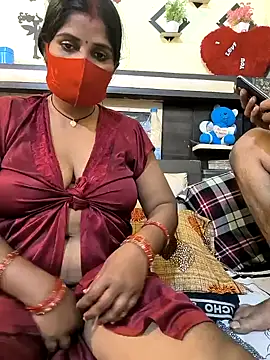 Snapshot of Indian_Lust_Couple chatting on February 1, 2:05 am Indian Lust Couple online show from February 1, 2:05 am
