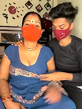 Snapshot of Indian_Lust_Couple chatting on February 18, 11:41 pm Indian Lust Couple online show from February 18, 11:41 pm