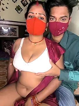 Snapshot of Indian_Lust_Couple chatting on February 19, 6:10 pm Indian Lust Couple online show from February 19, 6:10 pm