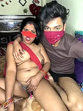 Snapshot of Indian_Lust_Couple chatting on February 27, 12:21 am Indian Lust Couple online show from February 27, 12:21 am