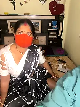 Snapshot of Indian_Lust_Couple chatting on March 22, 8:48 pm Indian Lust Couple online show from March 22, 8:48 pm