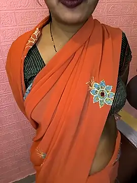 Snapshot of Indian_Lust_Couple chatting on November 15, 5:09 pm Indian Lust Couple online show from November 15, 5:09 pm