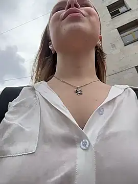mur girl online show from July 3, 12:33 pm