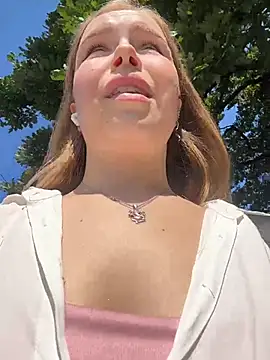 mur girl online show from July 12, 12:07 pm