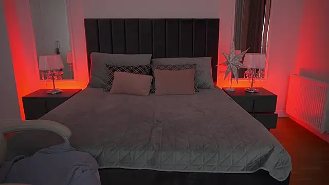 Snapshot of GentleAdellee chatting on February 6, 2:09 pm GentleAdellee online show from February 6, 2:09 pm