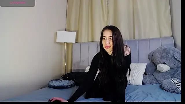 Erikka   online show from April 16, 7:09 am