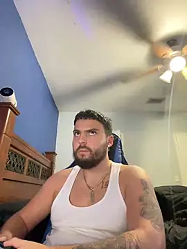 Snapshot of MasterKvn chatting on January 4, 11:54 am MasterKvn online show from January 4, 11:54 am