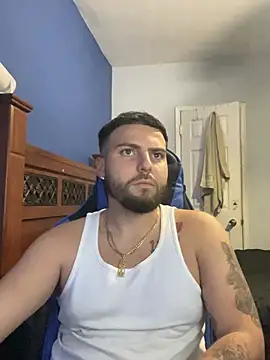 Snapshot of MasterKvn chatting on January 21, 5:27 am MasterKvn online show from January 21, 5:27 am