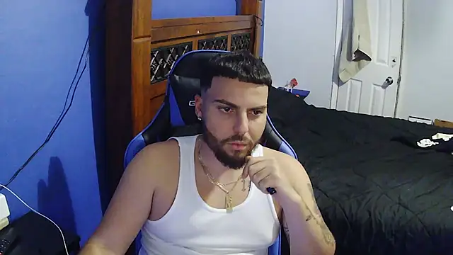 Snapshot of MasterKvn chatting on January 28, 4:50 am MasterKvn online show from January 28, 4:50 am