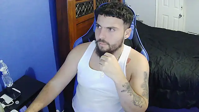 Snapshot of MasterKvn chatting on March 16, 11:27 am MasterKvn online show from March 16, 11:27 am