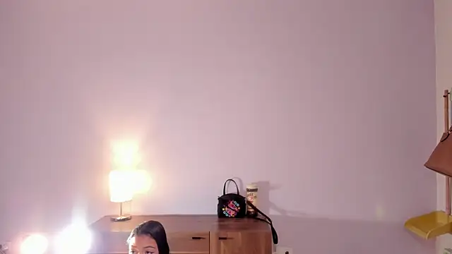 lupeebony online show from June 24, 7:57 pm