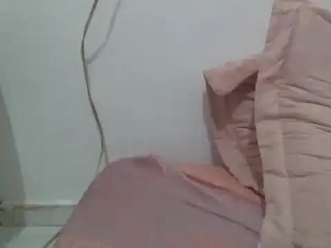 Snapshot of samanta0033 chatting on December 29, 11:18 pm samanta0033 online show from December 29, 11:18 pm