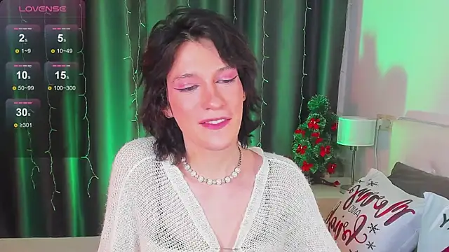 Kolette Gray online show from December 4, 4:05 pm