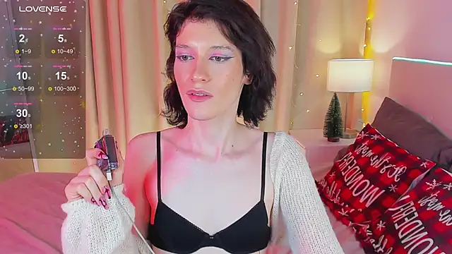 Kolette Gray online show from December 7, 4:58 pm