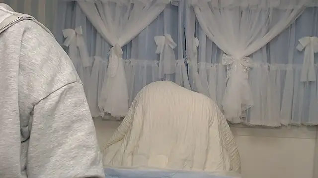 yua0727 online show from November 10, 1:32 pm