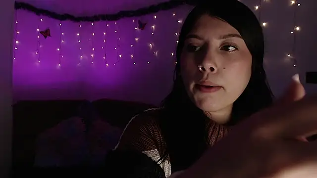 iam emy online show from January 15, 11:19 pm