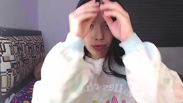 iam emy online show from October 18, 12:35 am