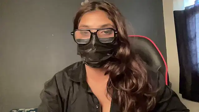 callmeshreya online show from April 15, 8:43 am