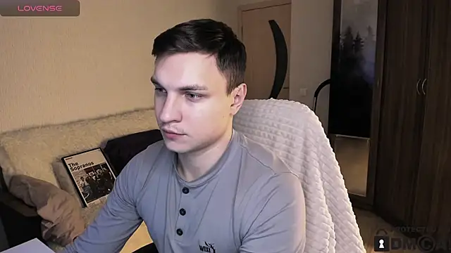 handsome guy01 online show from October 18, 2:25 am