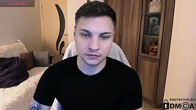 handsome guy01 online show from October 29, 8:05 am