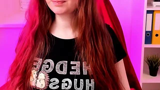 CarolGiggly online show from February 27, 10:10 pm