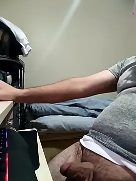 cshn001 online show from December 3, 8:06 pm