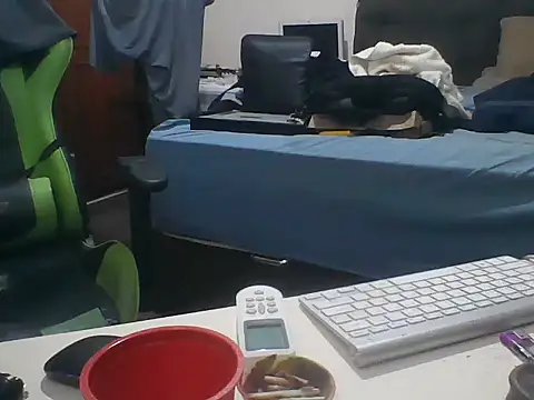 SOLESFETISHBR online show from February 18, 8:32 am