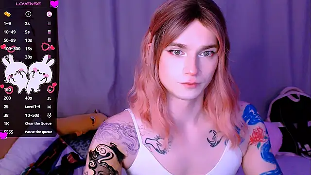 Alice Hells online show from April 4, 5:43 pm